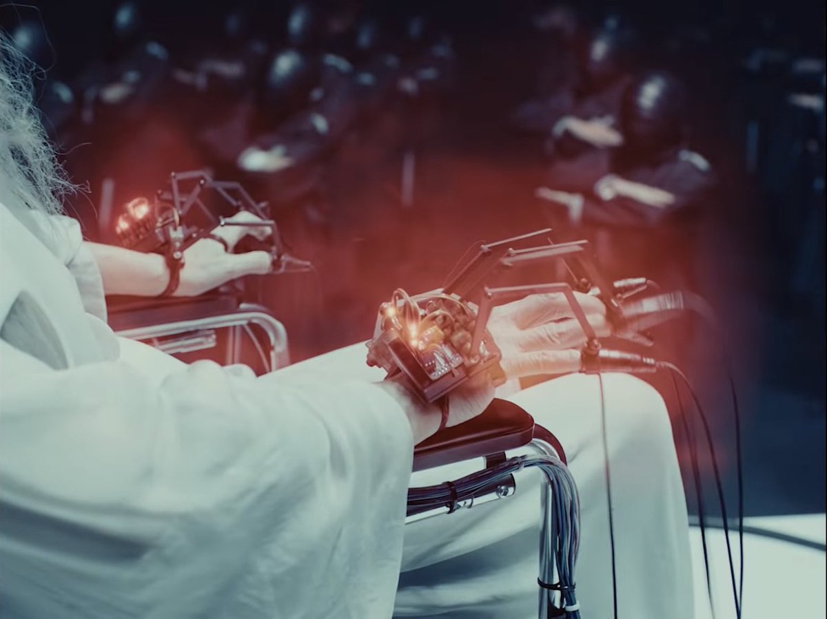 and_i_oooooop's tweet photo. Juste un peu obsédé par « Won’t stand down » le nouveau single de @museband 🤩 https://t.co/LRrd1Bcddd #Muse #WontStandDown https://t.co/Xh9YXABm4T