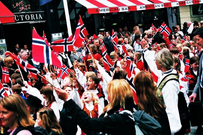 Akşama hazır mıyız atarlı Norveçliler?
İsmail hocam sana gönülden başarılar 💛💙
#FenerinMaçıVar