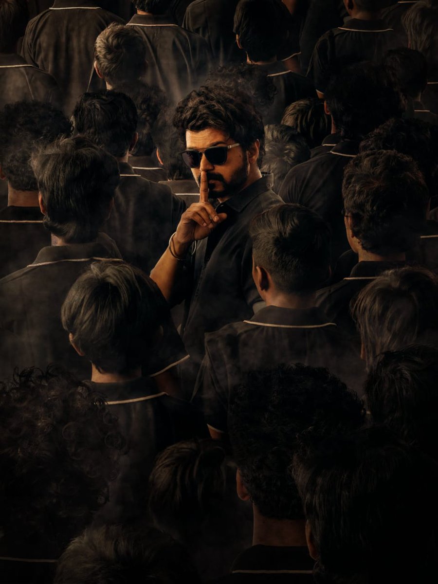 JerinMcd's tweet photo. #2YearsOfMasterSecondLook 😎🔥

@actorvijay @Dir_Lokesh #BEAST https://t.co/EQAsCUq3uU