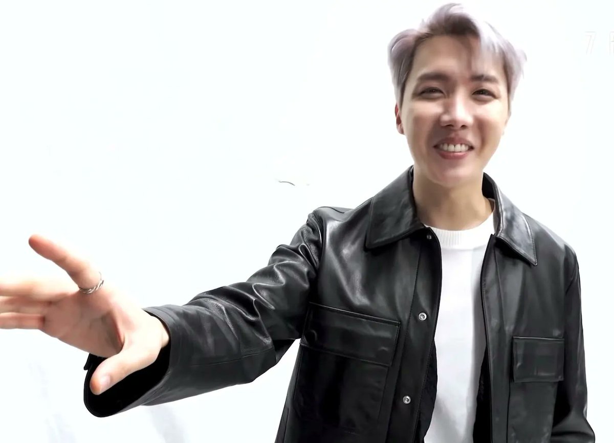 Renuka_143's tweet photo. JUNG HOSEOK 🔥💜
(1)
#SuperCasting #Chakhos #BTS #WEBTOONxBTS #7FATES_CHAKHO @BTS_twt https://t.co/s1PZbzTrrl