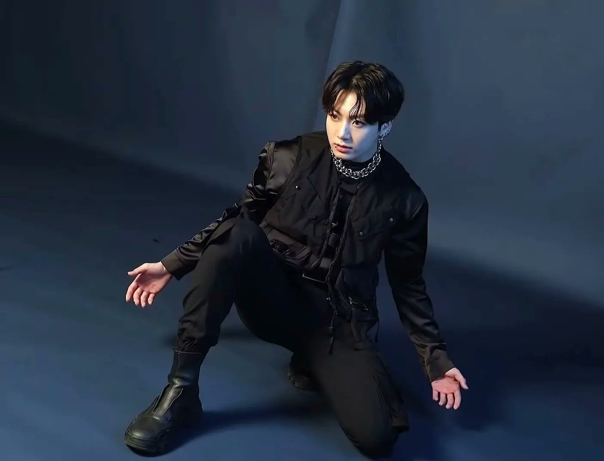 Renuka_143's tweet photo. JEON JUNGKOOK 🔥💜
(2)
#SuperCasting #Chakhos #BTS #WEBTOONxBTS #7FATES_CHAKHO @BTS_twt https://t.co/mVSTTAtAmP