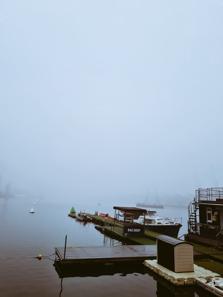 allensl81's tweet photo. At least we won't have to worry about our goggles fogging up this morning! #openwater #Sub10Club #TheStoics #SwimWild @LoveOpenWaterUK https://t.co/dRDmm1axkq