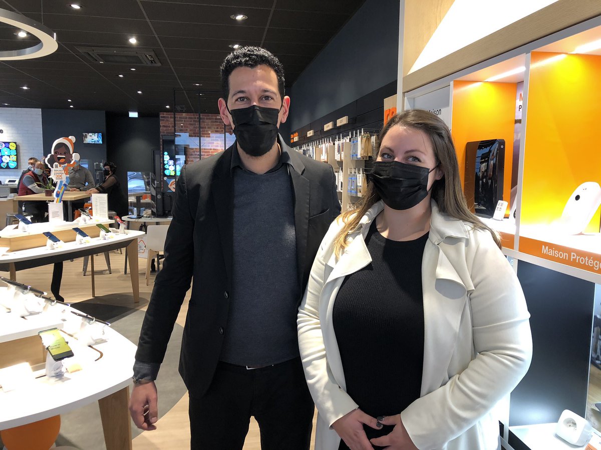 Une nouvelle boutique Orange et une nouvelle année! Tous nos vœux…
Venez découvrir un magnifique espace pour nos clients et une équipe motivée qui vous accueille dans le respect des règles sanitaires 
<a href="/charente/">Charente</a>