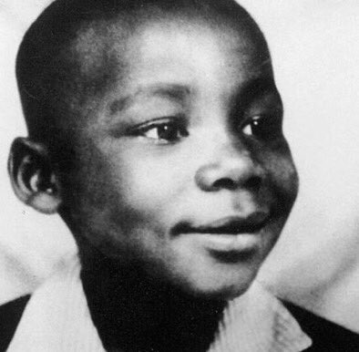 coherence_e's tweet photo. Le 15 janvier 1929, naissance à Atlanta (Géorgie) de Martin Luther King. « Je fais un rêve qu'un jour, les petits enfants noirs et les petits enfants blancs joindront leurs mains comme frères et sœurs. » https://t.co/EtQHmTW4uh