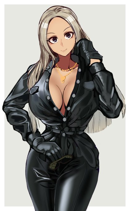 レザーのお姉さん 