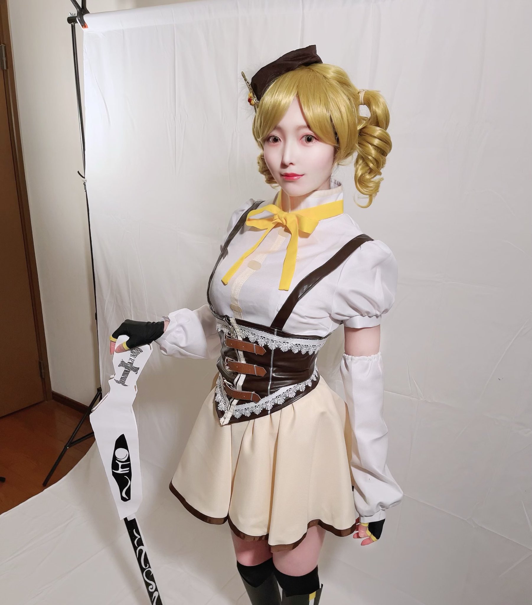 cosplayer cantik mami madoka magica