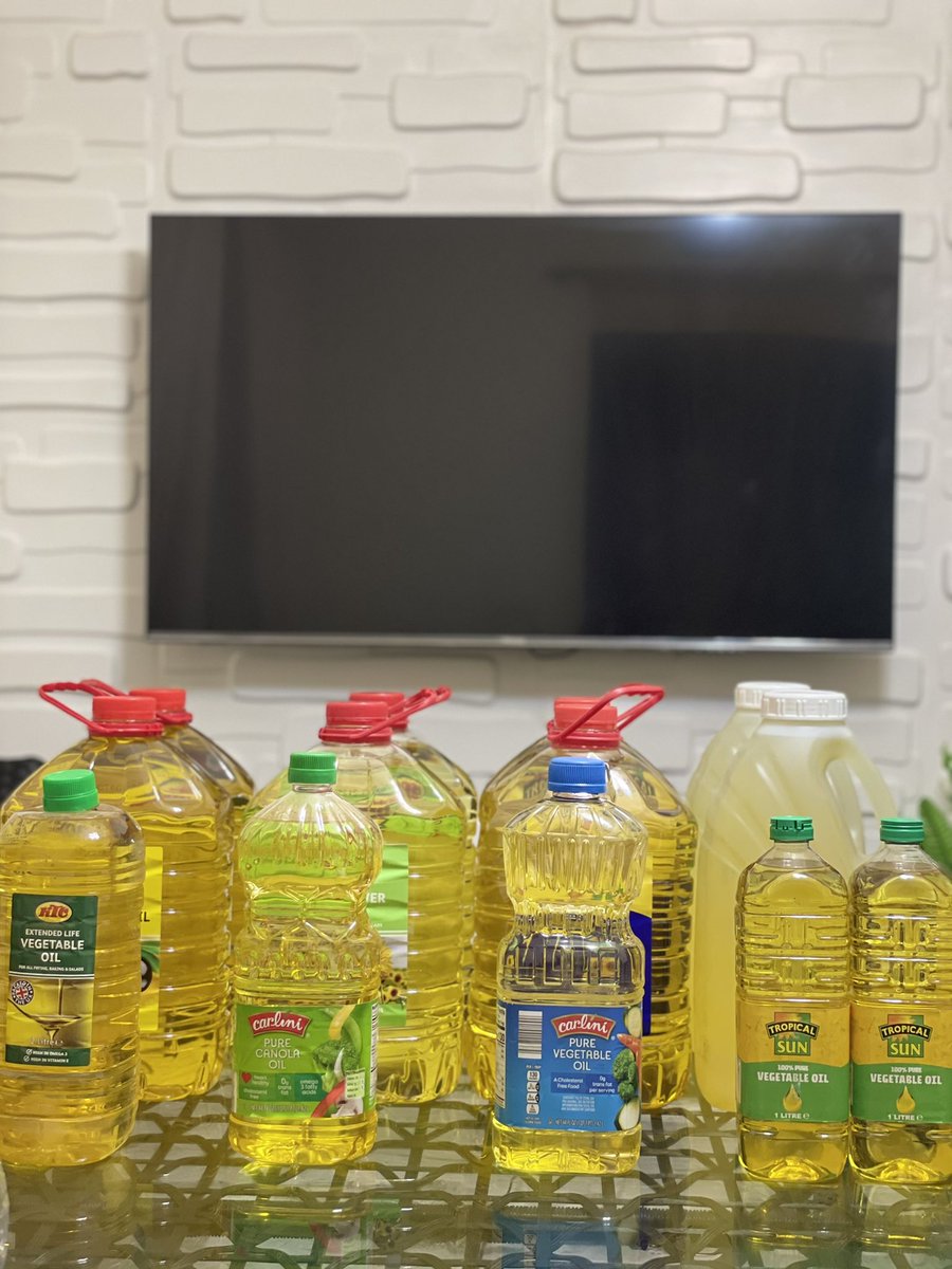 thefancygrocery's tweet photo. Twitter NG
I have 12 cartons of Wesson Canola Oil 4.37L &amp; I would love to sell out. 
1- ₦9,500
2pcs and above at ₦9,000 each 
Other brands of cooking also available. 

Pick up available in Lagos 
We deliver Nationwide 
Please RT https://t.co/9sMvCOufSi