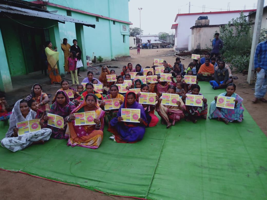 CscTele's tweet photo. Tele-law awareness session among citizens conducted by VLE Srikanta Sahu, Alanda GP, Bangomunda block,Balangir district,Odisha.
@SwornaprabhaSi1 @dintya15 @l_Smrity  @PatankarRishi @OdishaSpv @CSCegov_ @subodhmishracsc @Tele_Law  @sanjaykrakesh @DillipDash2021 https://t.co/2cCaoSkVUj