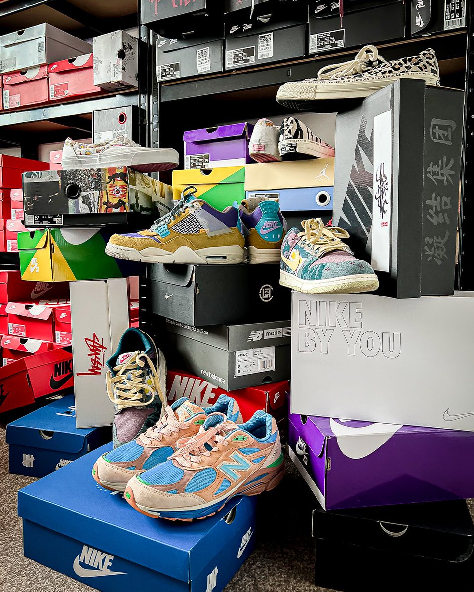 Footpatrol_ldn's tweet photo. A few weeks back we asked you to nominate members of the community for our FP Community Meets. We invited Nadia to take us through her top five... Head over to our IG to see more! #Footpatrol #TEAMFP #FPMeets #SneakerCommunity #SneakerCollector #SneakerCollection https://t.co/Khn5V54GJ5