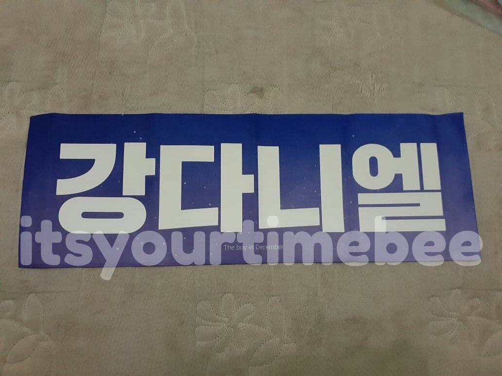 itsyourtimebee's tweet photo. Help RT! 
Want to sale

slogan bae jinyoung 50k
slogan ongniel 60k
slogan kang daniel 80k
lightstick kang daniel 400k (belom pernah di pake) 

bisa 🍊
condi? DM https://t.co/ydjQmn1qRH