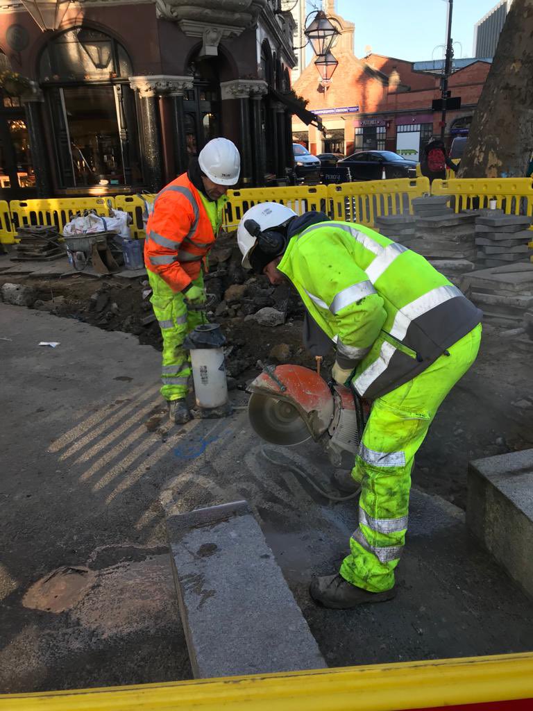 willnorman's tweet photo. The @MayorofLondon and I are continuing to rapidly expand London’s network of Cycleways - enabling more people to switch to cleaner modes of transport.

Yesterday the team were busy cutting the new kerbs for the new protected cycle tracks around the Hammersmith Gyratory. https://t.co/DIhhzeIZUR