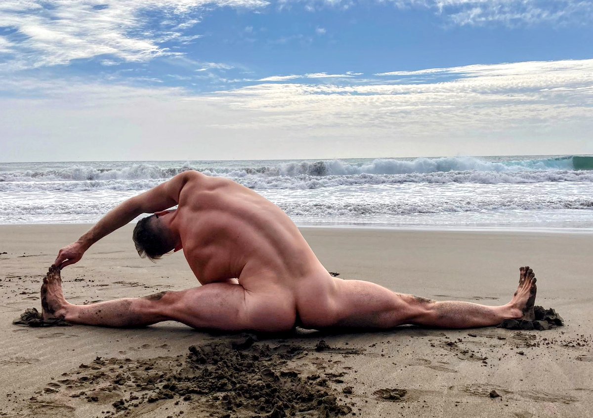 AxlHose's tweet photo. I've been releasing the beach photos slowly to remind myself of more nude-friendly weather. Hard to do this in London right now!
#nudebeach #nakedyoga #gay #naturism https://t.co/B3BYcSblPx
