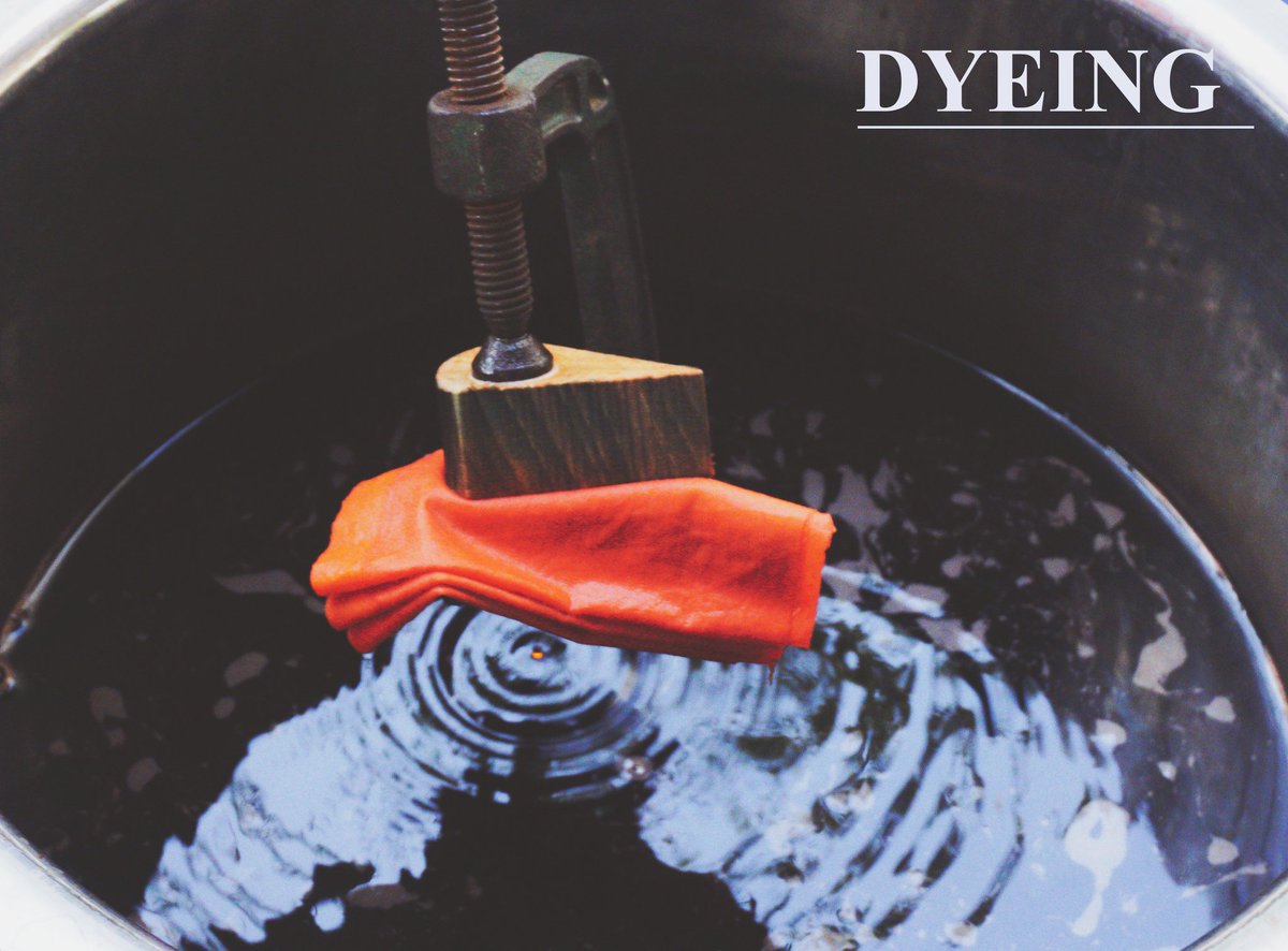 KMrigwani's tweet photo. Dyeing
.
.
.
#photography #dyeing #fashion #design #pracital https://t.co/Uj7C0Gg3EK