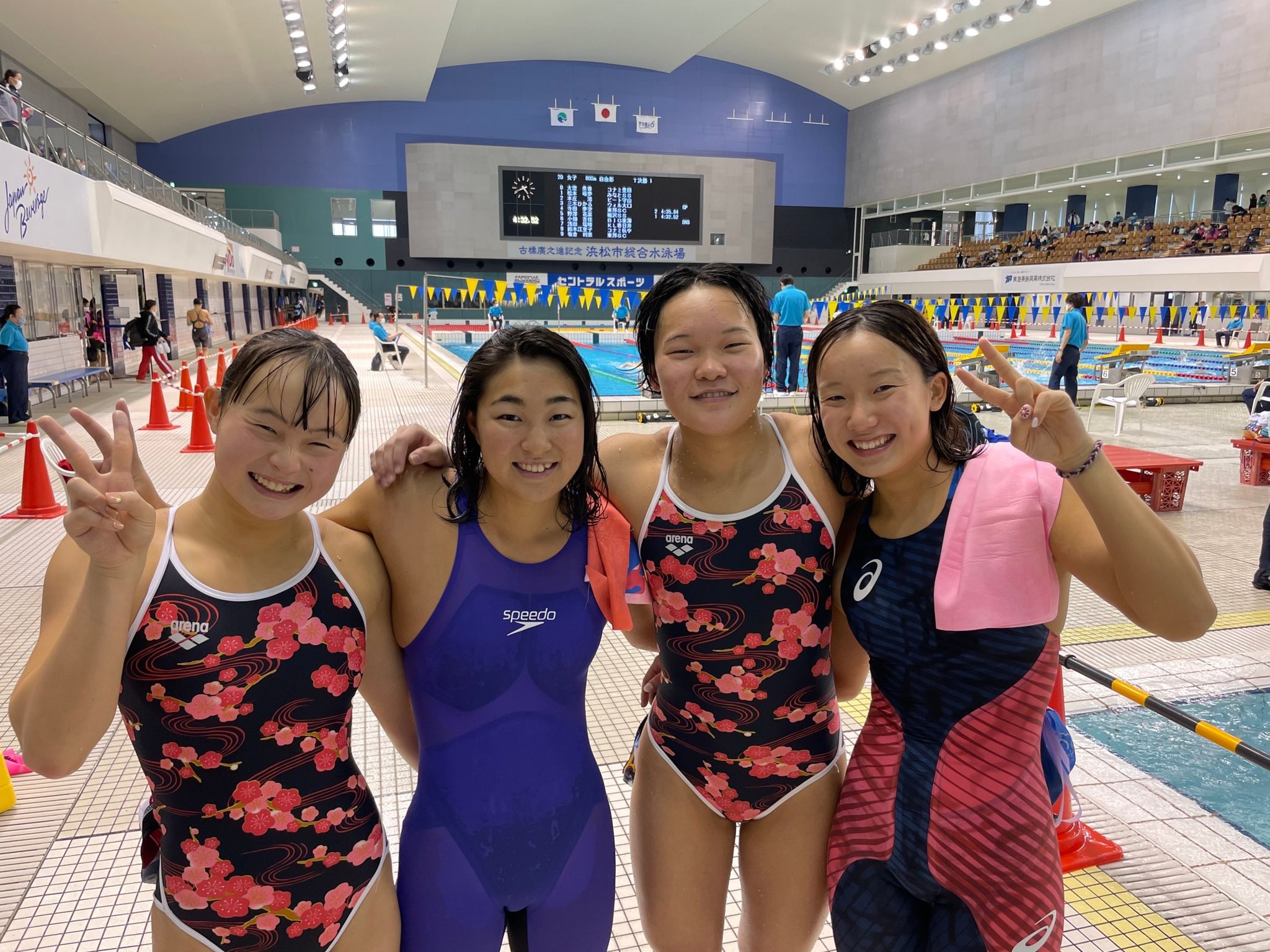 O Xrhsths 中京大学水泳部 Sto Twitter 女子4 100mフリーリレー 3 38 41 神野ゆめ 1年 53 95 居林優衣 3年 55 64 阿部なつき 2年 54 29 今井美祈 3年 54 53 日本短水路学生新記録 T Co 9uhwn31myw Twitter