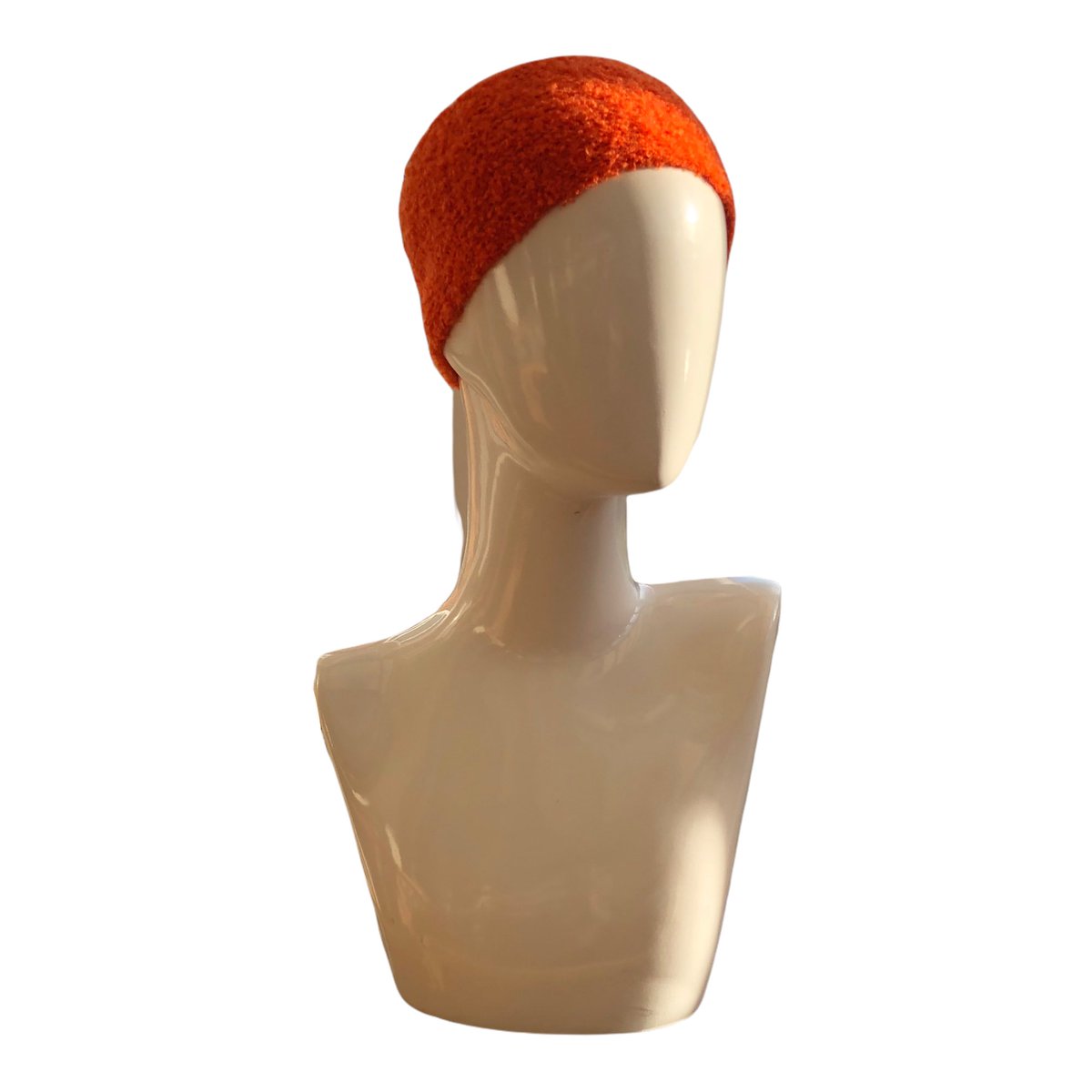 A little something to keep Jack Frost from biting your ears, whether you are #walking , #running or #cycling . Visit my Etsy shop for the range of colours. #UKGiftAM #shopindie #bizbubble 

milliemooknitwear.etsy.com