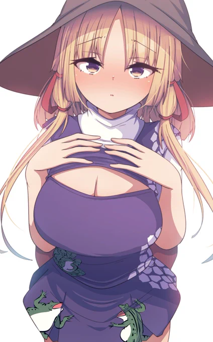 諏訪子ちゃんの服をちょっとだけえっちにしました 