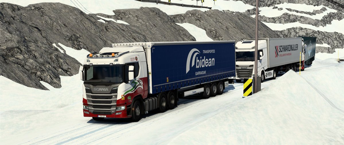 GRAYOVTC's tweet photo. Objetivo: entregar la mercancía.
Obstáculos: nieve, curvas y carreteras sin asfaltar.

Objetivo alcanzado con éxito a pesar de las adversidades. ¿Será que tenemos conductores expertos? 🤔 https://t.co/1MviDkUPow