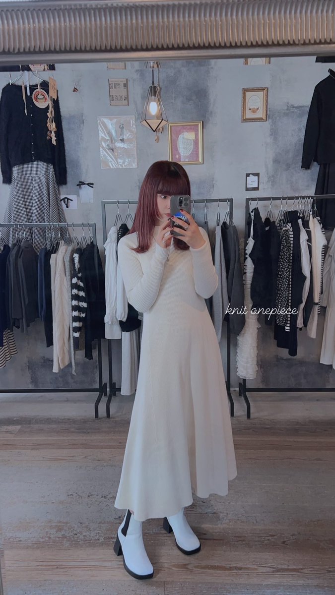 anmna__'s tweet photo. 本日もご来店ありがとうございました🥀
knit onepieceで着回しコーデを組みました！
是非店頭にてご覧くださいませ。 https://t.co/yP9JFwvEjE