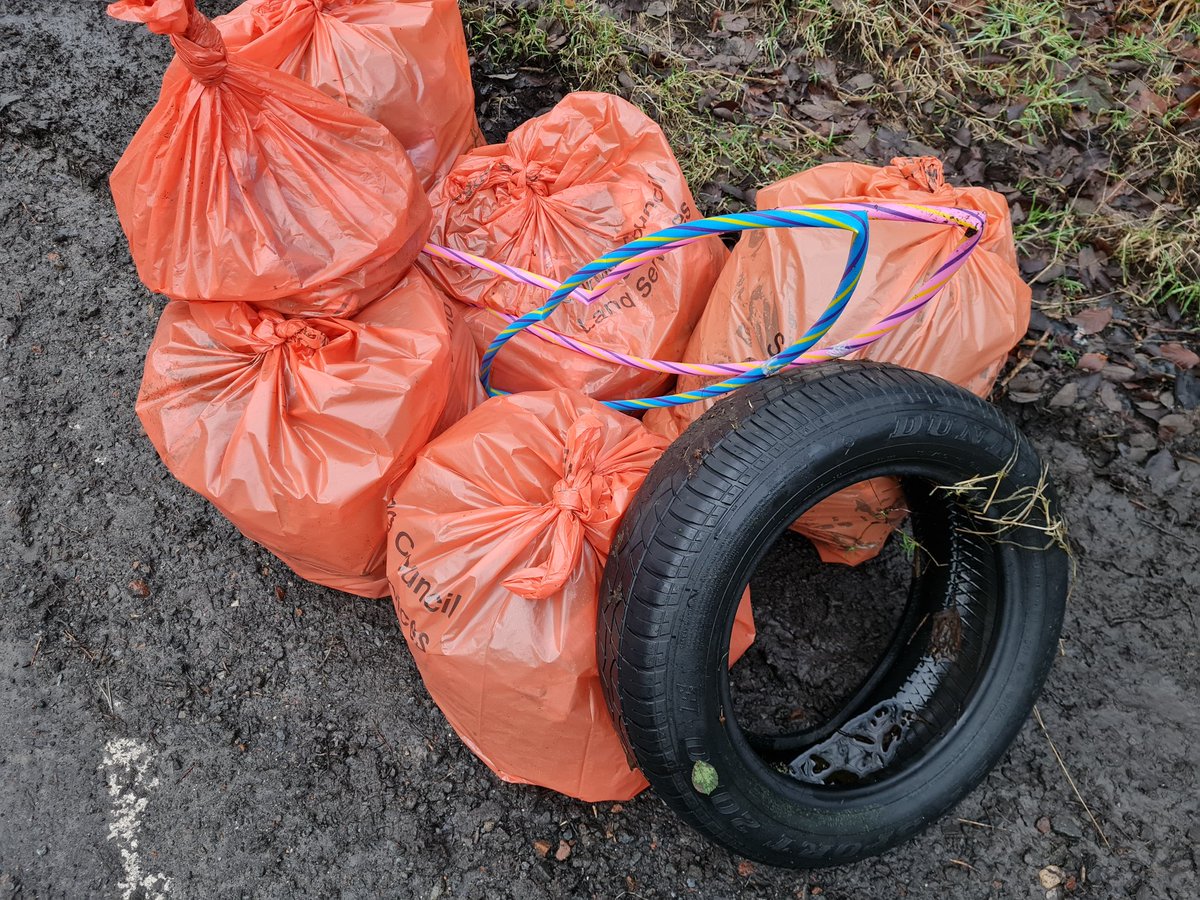The Real Food Cafe (@therealfoodcafe) on Twitter photo Here we go again!
Pls support r 2022 litterpicking campaign. We'll b doing ad hoc picks until we start official grp picks in May.
Share + like r posts
This is 1 laybys worth 2day, nr Killin at quietest time of year...39kg excl tyre.
<a href="/lomondtrossachs/">Loch Lomond & The Trossachs</a> <a href="/KSBScotland/">Keep Scotland Beautiful</a> <a href="/ZeroWasteScot/">Zero Waste Scotland</a> Here we go again!
Pls support r 2022 litterpicking campaign. We'll b doing ad hoc picks until we start official grp picks in May.
Share + like r posts
This is 1 laybys worth 2day, nr Killin at quietest time of year...39kg excl tyre.
<a href="/lomondtrossachs/">Loch Lomond & The Trossachs</a> <a href="/KSBScotland/">Keep Scotland Beautiful</a> <a href="/ZeroWasteScot/">Zero Waste Scotland</a>