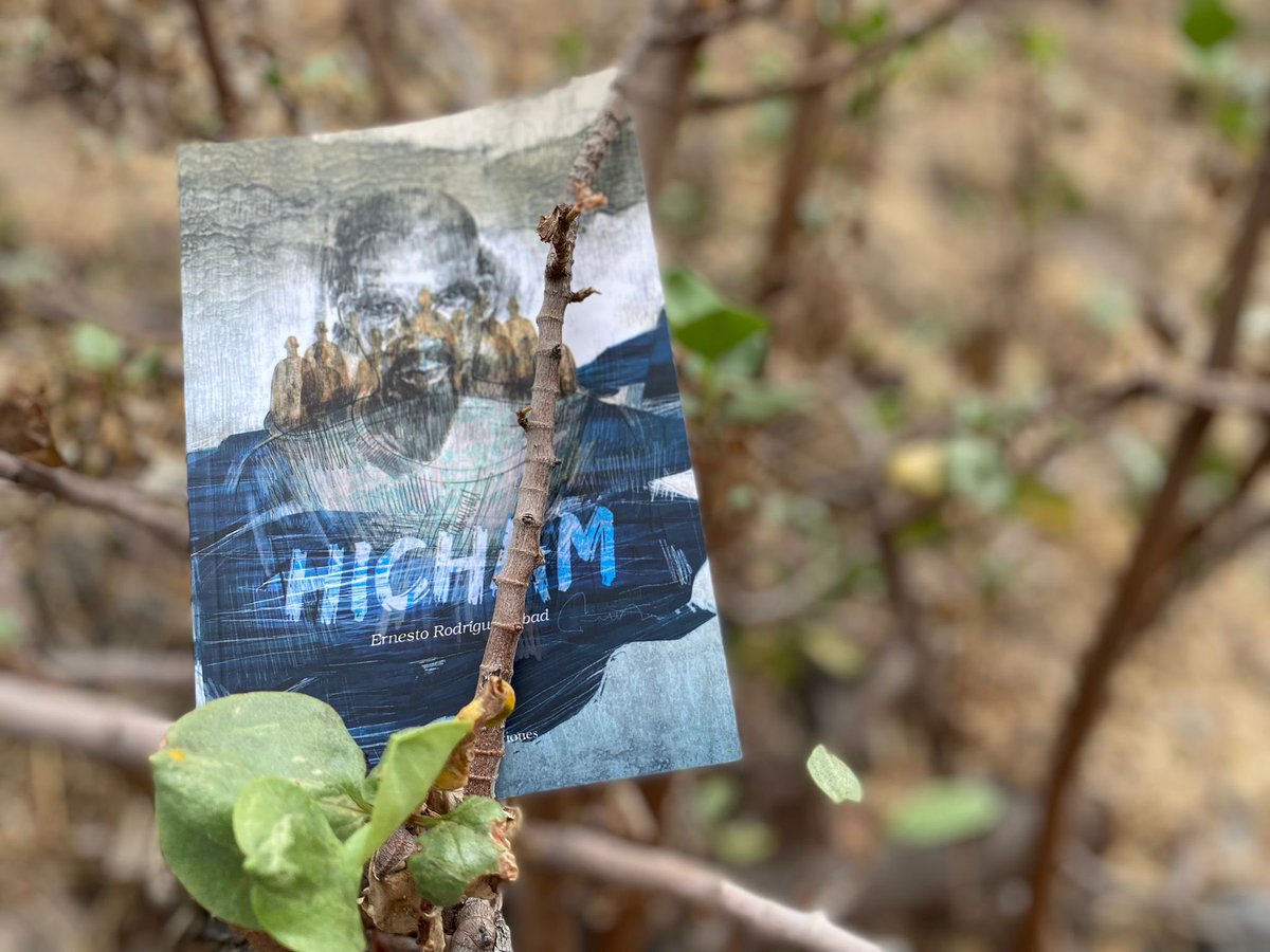 𝑯𝒊𝒄𝒉𝒂𝒎, de <a href="/ErnestoRabad/">Ernesto R. Abad</a> y portada de <a href="/RamonFreire80/">Ramón Freire</a> 

El estilo de la narración es ágil y lírico, lo que permite la identificación inmediata con el protagonista y los trágicos sucesos a los que se enfrenta.
#diegopunediciones #emigracion