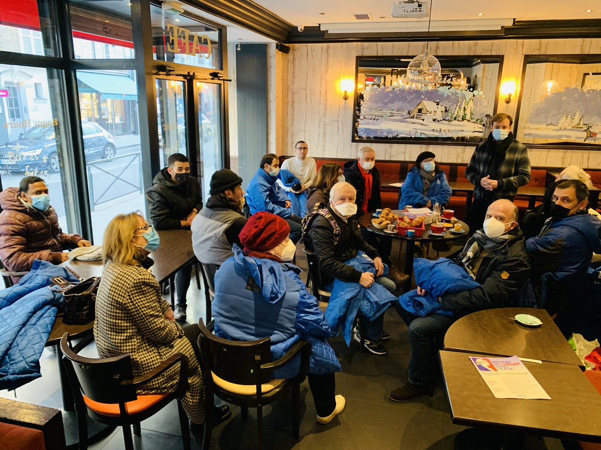 AnthonyReynaud3's tweet photo. 🕦 J-85 🕦 #Presidentielle2022

Lancement de la campagne à #Clamart 🚀🚀🚀.

Tous mobilisés pour la victoire de @vpecresse autour de @JD_Berger #Pecresse2022 #Elysee2022 💪🇫🇷 https://t.co/wr2rb41X3G