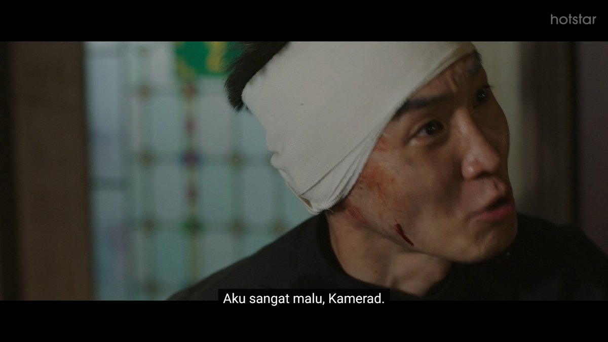 kdrama_menfess's tweet photo. •kdm• ⚠️ snowdrop ⚠️

terlepas dari youngro-sooho di episode malam ini, this scene breaks our heart the most. comrade lee eung-cheol is so innocent and pure 😭

https://t.co/TLUCZ2EO8W