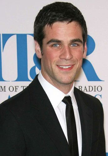 Happy Birthday dear Eddie Cahill! 