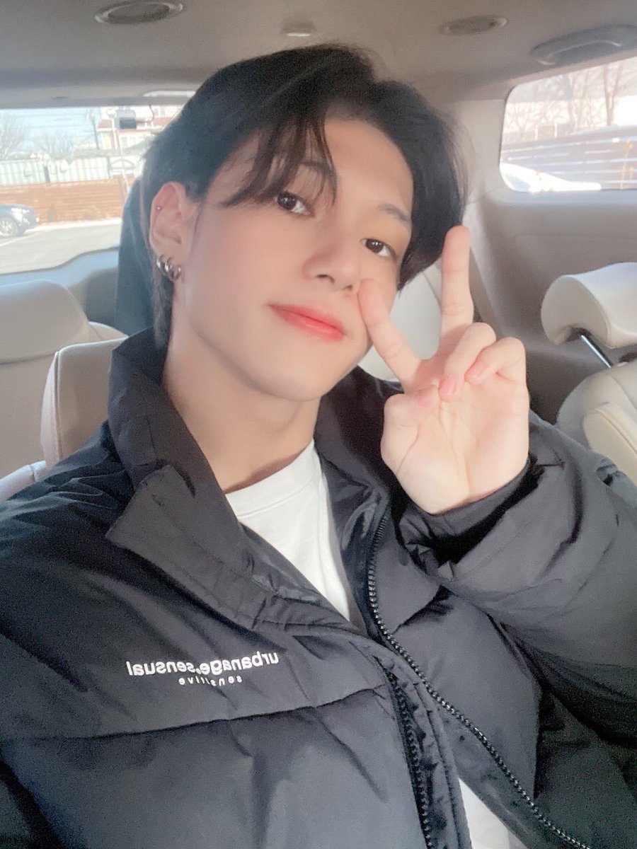 timetoWY's tweet photo. [📷] 210116 Official Twitter

#ATEEZ #에이티즈 #정우영 #우영 #WOOYOUNG https://t.co/MnYZPu58Kh
