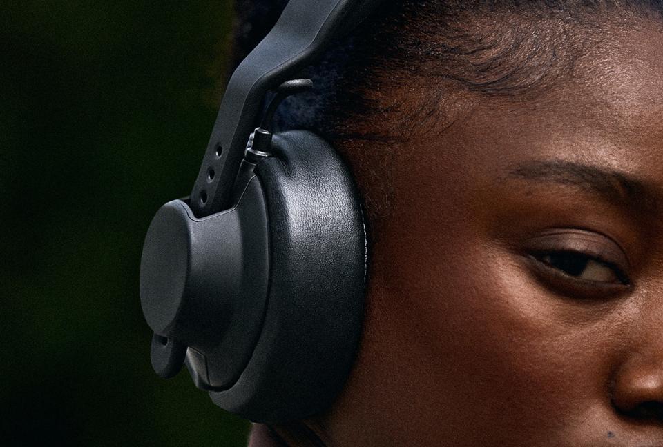 Build Your Own Wireless Headphones And You Can Help To Save The Planet