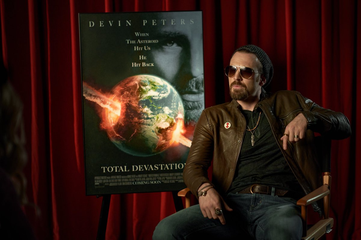 Оливер уайльд. Peter wilson. Joy peters обложка. Peter don t. Питер уилсон певец.