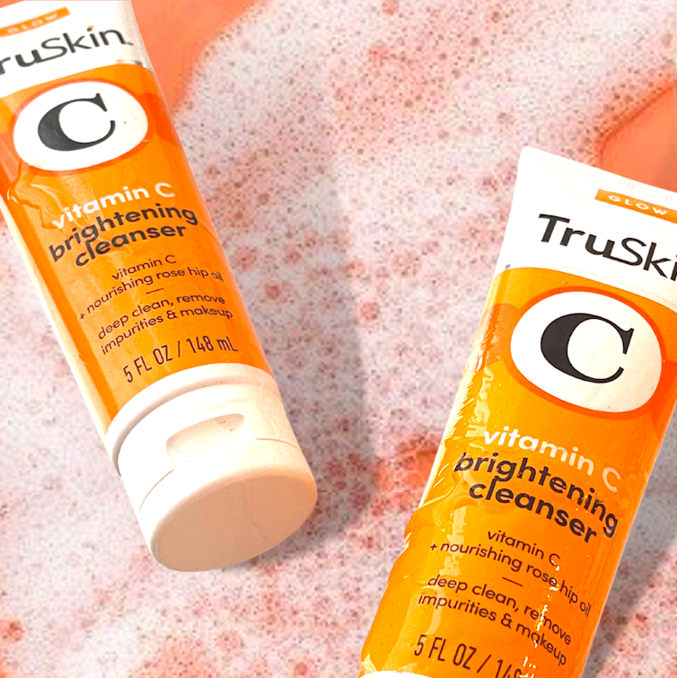 TruSkinOfficial's tweet photo. @newsbreakApp featured our Vitamin C Cleanser in their article "The 17 Best Face Washes for Sensitive Skin to Revitalize That Mug in 2022"

Read Now: https://t.co/Lh3hE4BmJE https://t.co/XVSIatFXd1