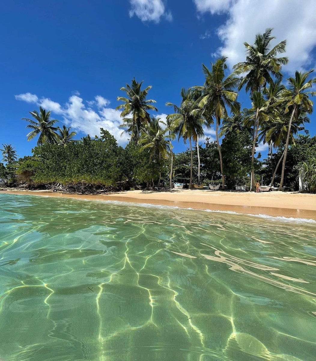 Thalpe Beach, Sri Lanka