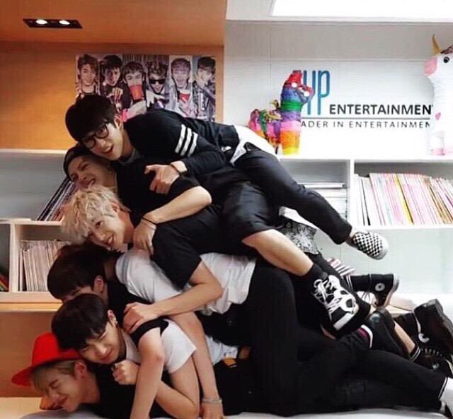 JB_7ayumi's tweet photo. 97(96) 福岡
JBよりall 
よろしくお願いします😊💓
#Twitter上にいるGOT7ペンさん全員と繋がるのが密かな夢だったりするのでとりあえずこれを見たGOT7ペンさんはRTとフォローしていただけると全力でフォローしに行きます
#アガセと繋がりたい 
#RTで気になった人フォローする https://t.co/G7u1A26WdE