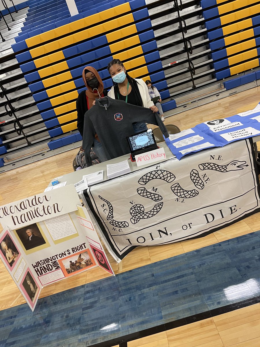 GLHS Counselors tweet media