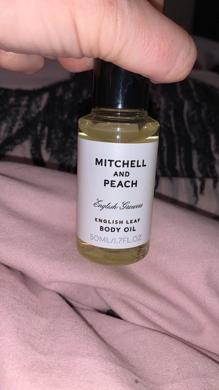 Adding lots on <a href="/VintedUK/">Vinted U.K.</a>. New &amp; used. #reuse #sustainableshopping  vinted.co.uk/women/beauty/b…