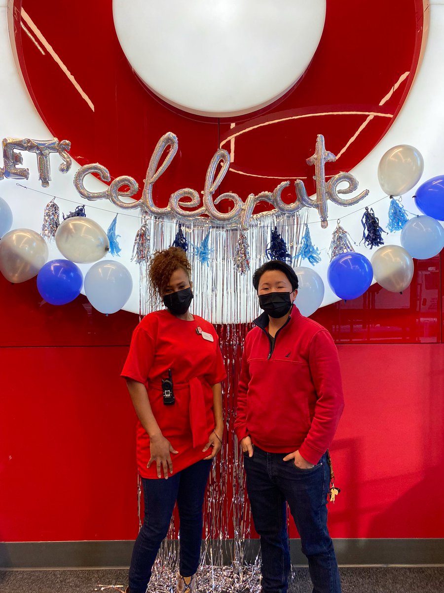 Congratulations to Kendall - HRBP!! You have made such a significant impact on our NYC-D471 family by spreading your compassion, wealth of knowledge, and always being there for our team no matter what. Thank you for always being you. NYC will miss you 🥺