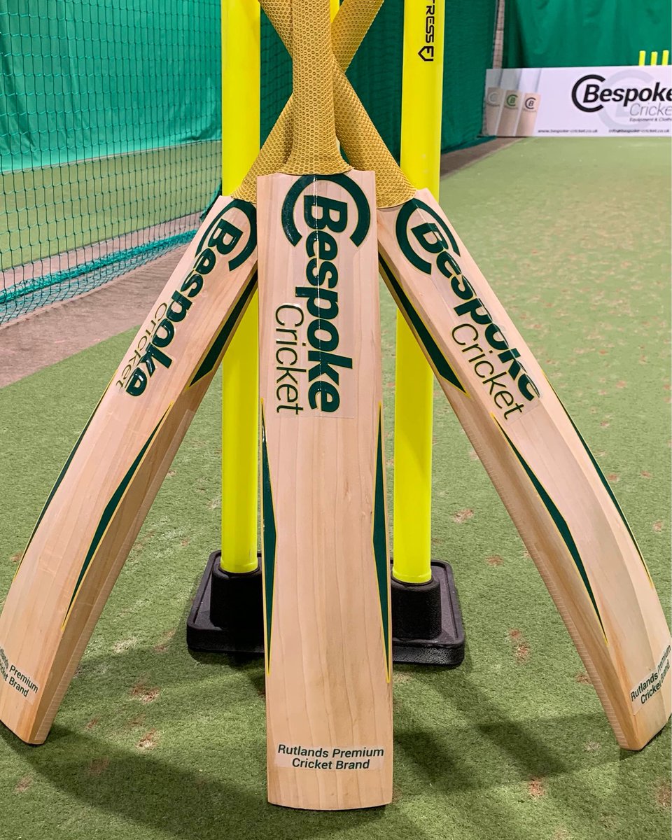 Bespoke_Cricket's tweet photo. ⚫Bespoke Rutland Range⚪

🏏We bring you premium English willow bats, player grade softs, and first class customer service.

Check out our Rutland Bat Range &amp; Grades👇
🟢5 Horseshoe
🟡4 Horseshoe
🟢3 Horseshoe

See More👇
💻https://t.co/8JR69WS1IK
#BespokeCricket #premiumcricket https://t.co/i5OEUHNq7L