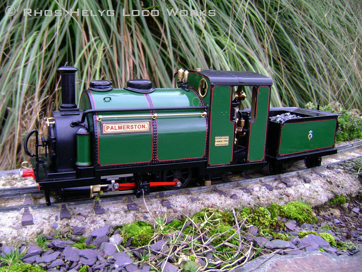 RhosHelygLocos's tweet photo. Roundhouse England lined in the style carried by Welsh Pony before its recent rebuild... https://t.co/RHRj7a8eXG