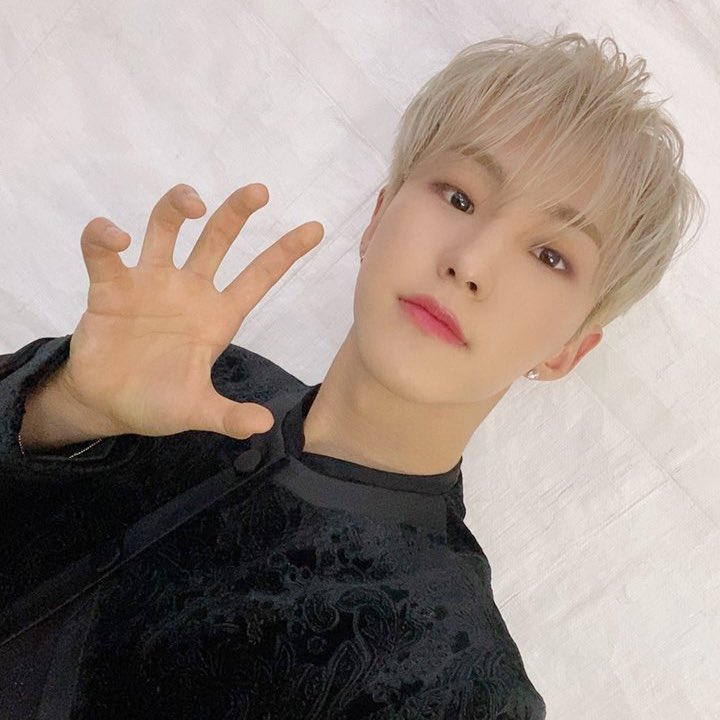 우리 애 얼굴이 이렇게 잘났어요 tweet media