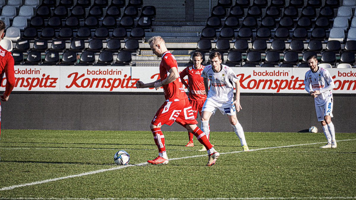 grazerak's tweet photo. Anstoß in Pasching! Die Athletiker absolvieren heute ihr erstes Testspiel gegen den @LASK_Official ⚽️
Unsere Elf: #Meierhofer - #Rosenberger - #Huber - #Koller- #Palla - #Perchtold - #Smoljan - #Nutz - #Sangare - #Peham - #Kiedl
#grazerak https://t.co/2bB1JLzRJv