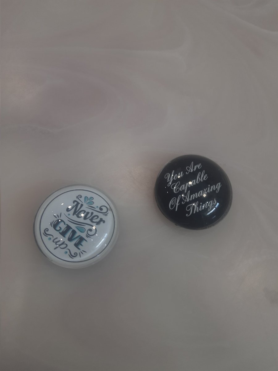 dailyjournalmed's tweet photo. All about today! Couldn't plan anything big because of short time but @Monitweets1 and I came with simple letters on our behalf and cute magnets! That "thank u ma!"🥺💜 will stay spcl forever!
Thank u for coming today champ! @i_amak we love you❤ https://t.co/lDhEe0eGdM