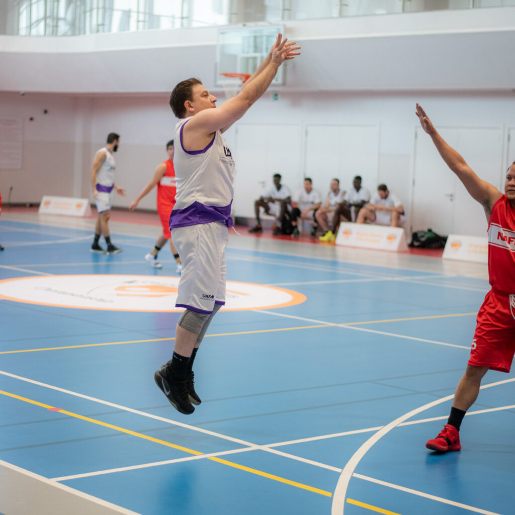 Corp_Sports_ae's tweet photo. There’s nothing to bring all of us together like good sports games. #CSC2021 #BeTheChamp #CorporateSports https://t.co/LTxR7hzC7e