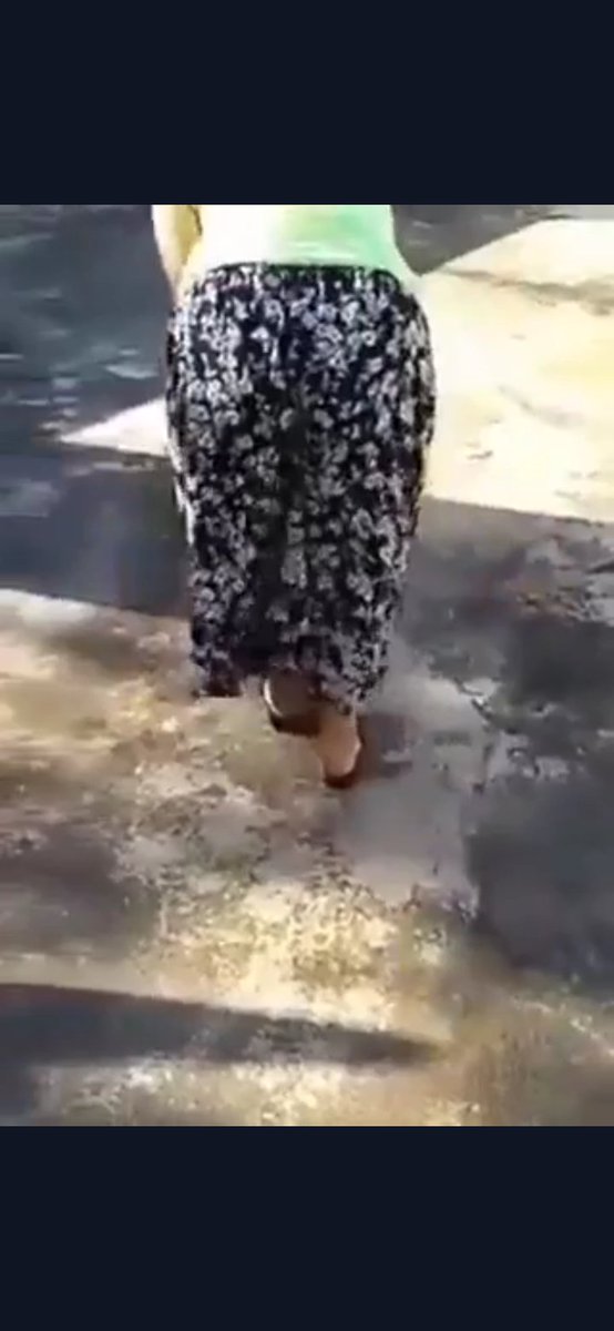 ay.live/epWMc 

Yolda orasını burasini açan cingene😱