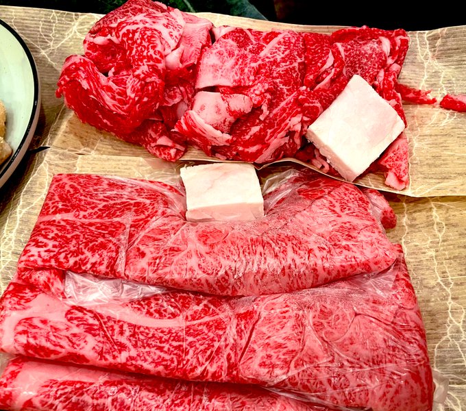 良い肉を買って友人の家ですき焼きパーティー🎉 