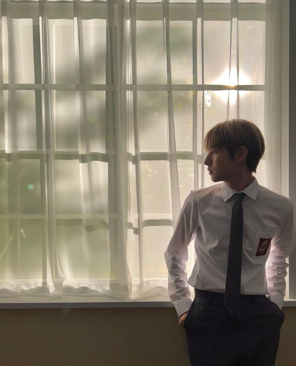 Renjun323_ID's tweet photo. [YELLOW323STAGRAM] 220115

"✏️📖" https://t.co/JryufAjnoK