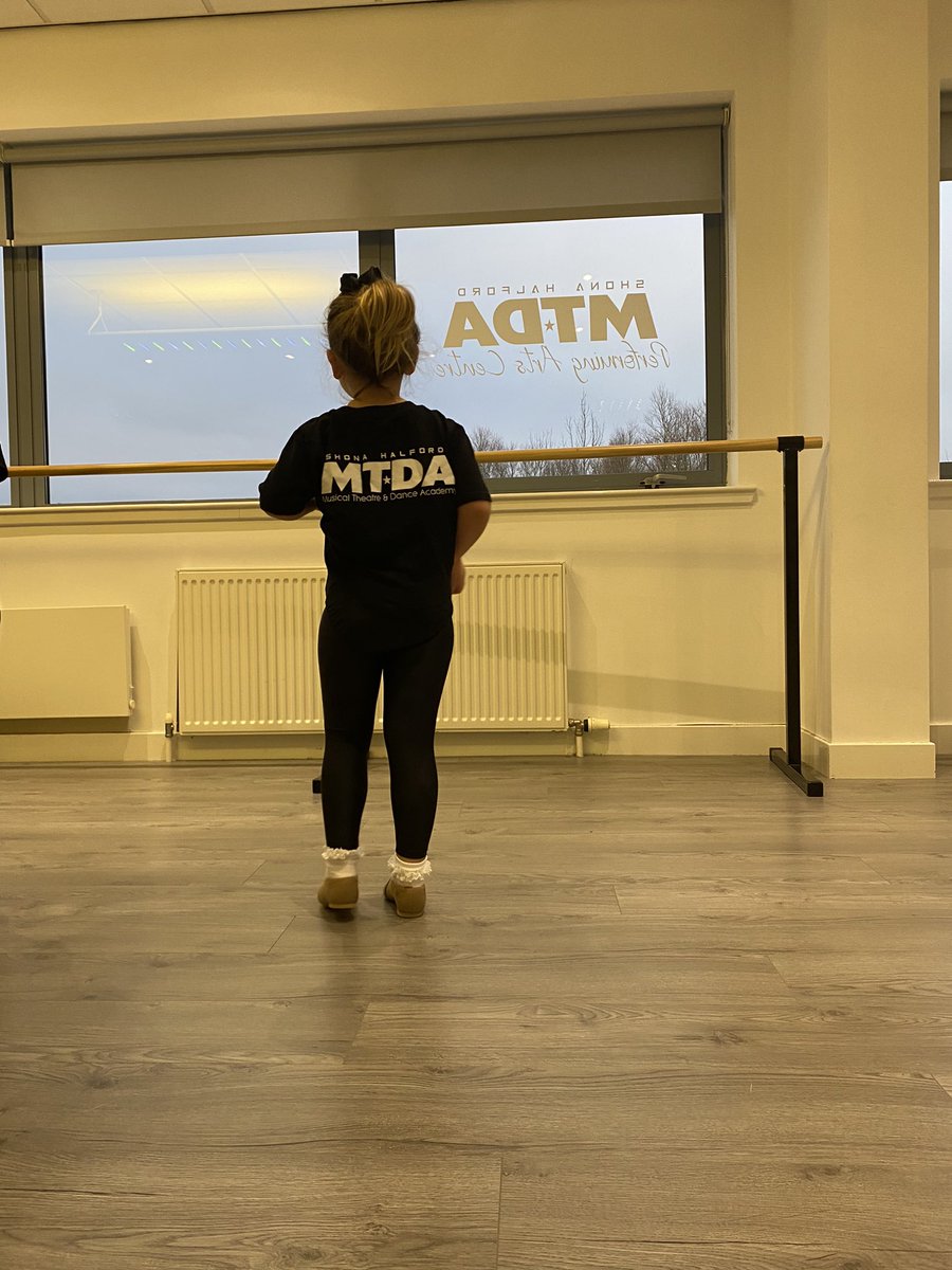 SHONAHALFORDTS's tweet photo. Juniors having lots of fun today #MTDA https://t.co/d8wHBilTU8