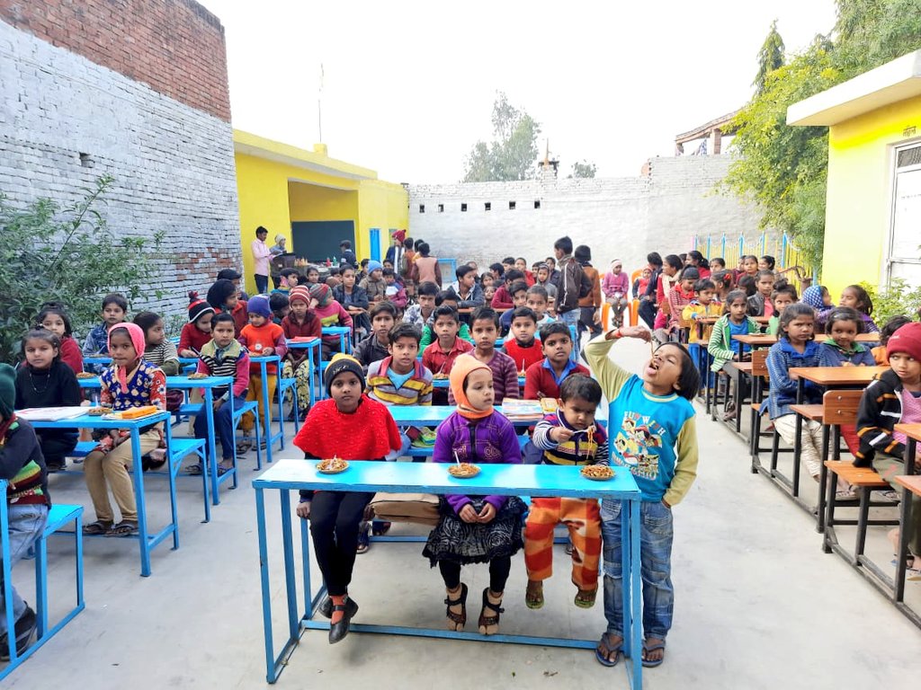 BansaLibrary's tweet image. Today, we celebrated the anniversary of one of our patron with the children members of the library. We had a noodle party with a house full of children. The idea behind hosting these parties is to engage more children with the Library. 
#LibraryParty
#CommunityEngagement