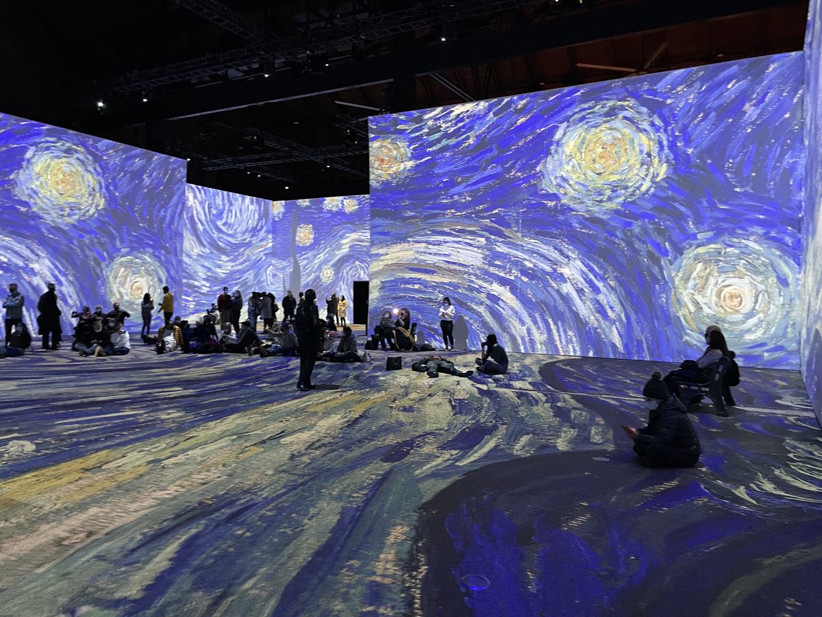 Total immersion into the world of Van Gogh. There were collective oohs and aahs when The Starry Night came to life. Very cool experience! 

sowaboston.com/imagine-van-go…