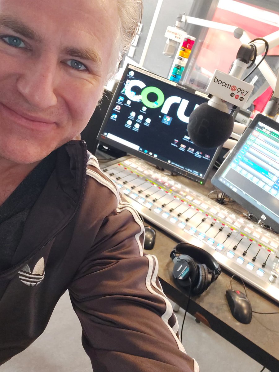 dylanblackradio's tweet photo. PLZ RT! Chilly day. Stay in and get the radio on! I'm on 70's, 80's, 90's boom 99.7 @boomottawa until 2pm! Want a free SHOUT-OUT for your small business? Just let us know. Give me a few details. I'd be happy to help! #Ottawa #ShoutOutSaturday #SupportSmallBusiness #local #weekend https://t.co/ZpcJKzKeMe