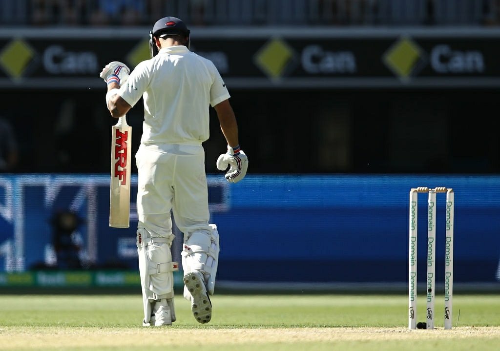 Priyanshuinnn's tweet photo. Virat Kohli took over the Test captaincy when India were ranked 7th and steps down when India are ranked No.1.

#ViratKohli #ShameOnBCCI https://t.co/2nucD4g54O
